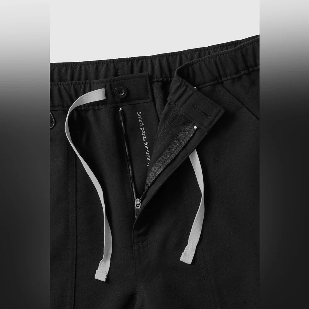 Figs Men’s Cairo Cargo Scrub Pants in Graphite Sz M